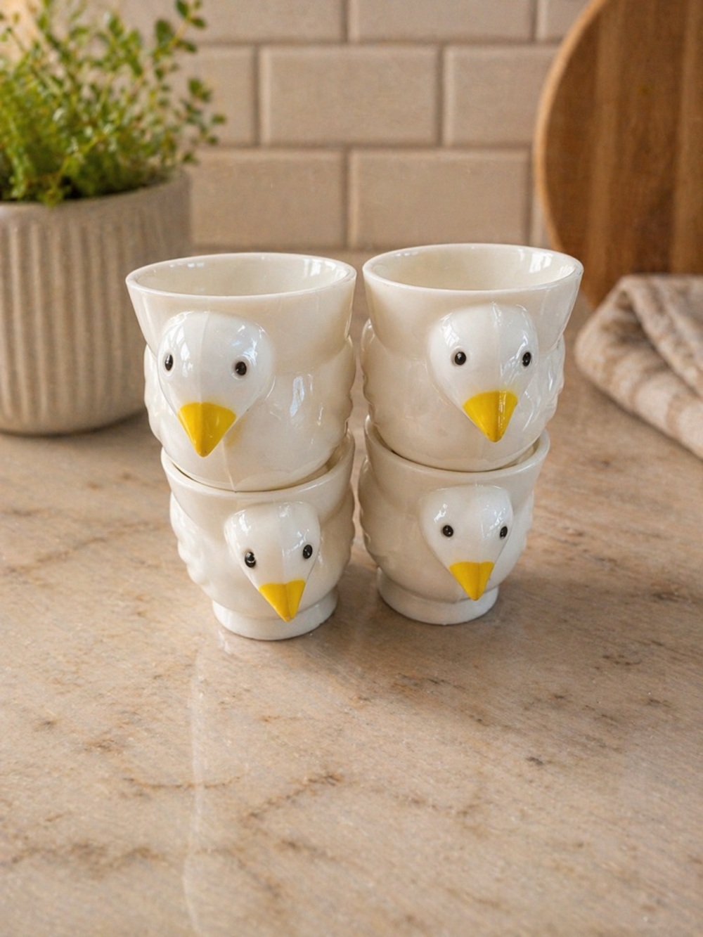 Vintage Style Chicken Egg Cups Set of 4 White Plastic Hen Egg Holders Farmhouse